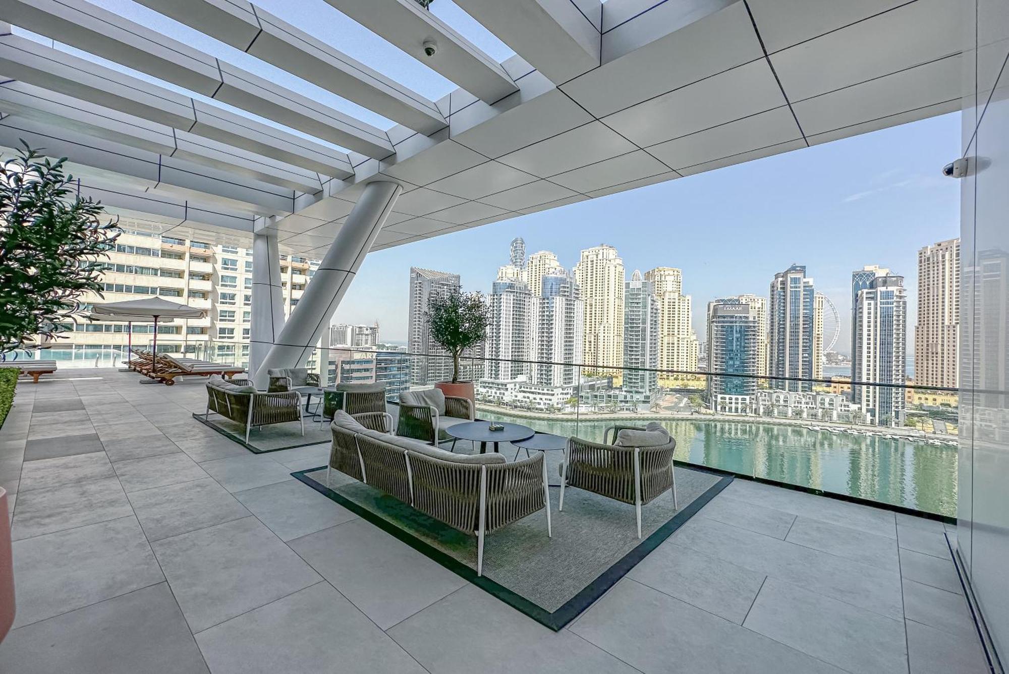 Modern 2Br High Floor Haven In Vida Dubai Marina Apartment Bagian luar foto