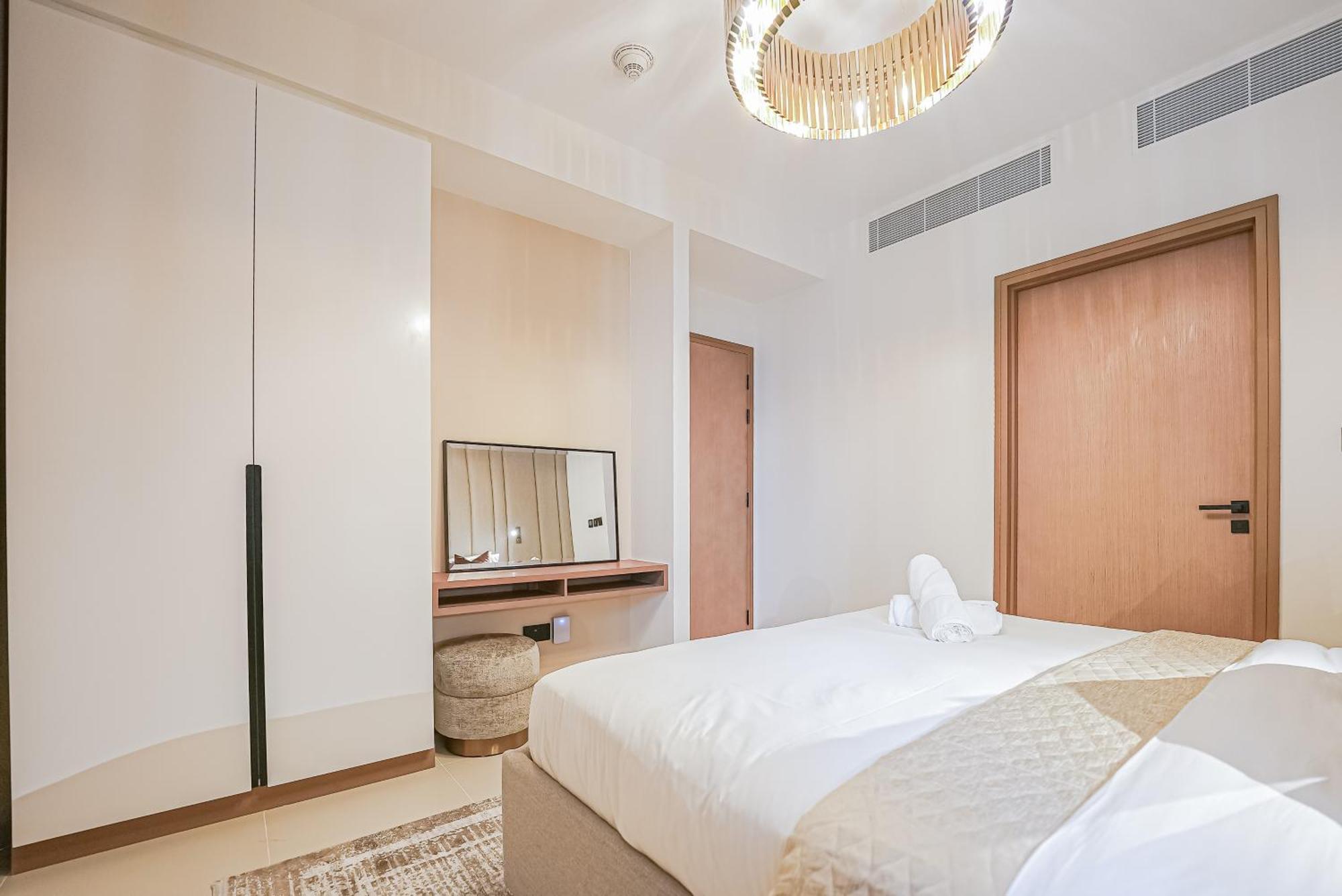 Modern 2Br High Floor Haven In Vida Dubai Marina Apartment Bagian luar foto