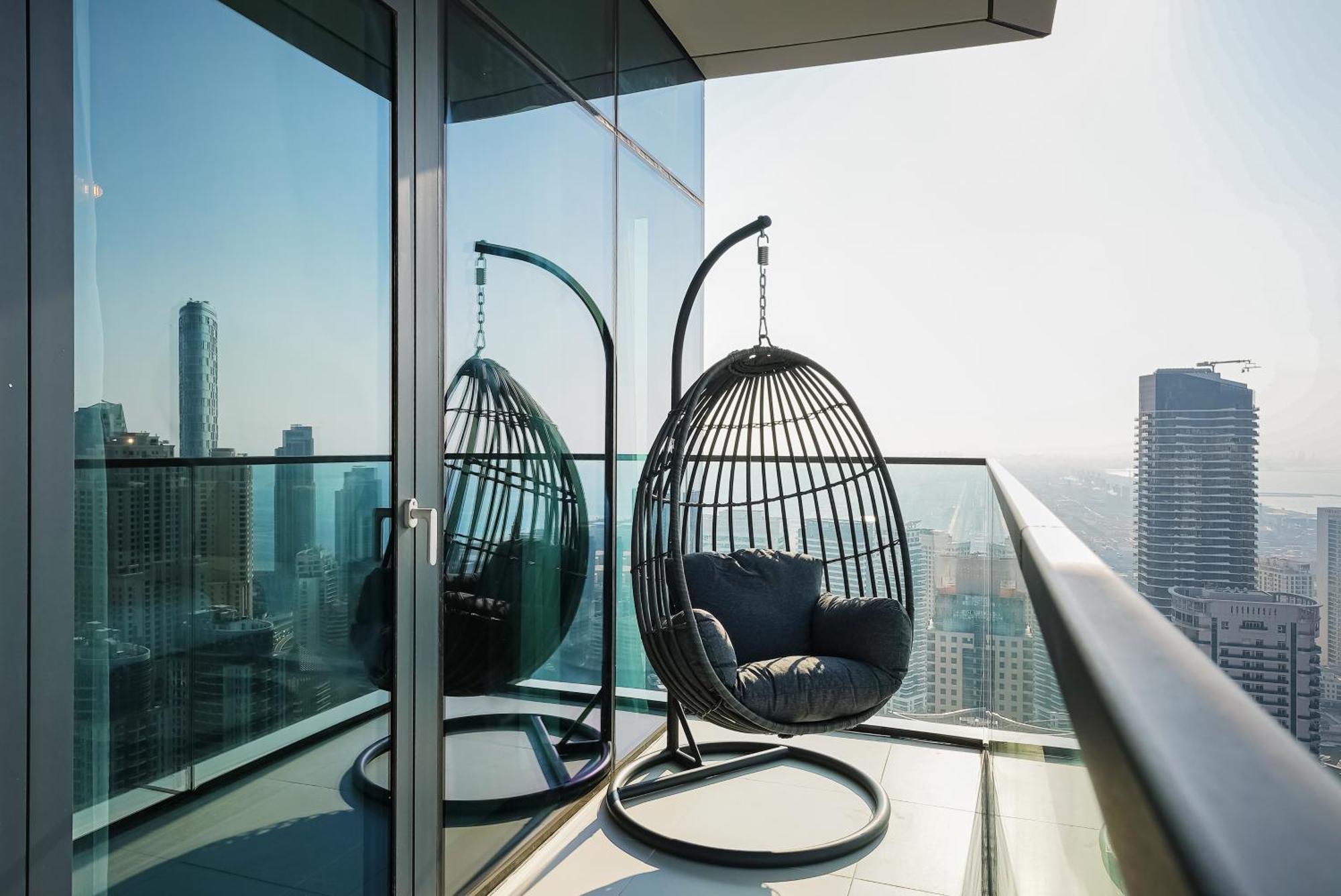 Modern 2Br High Floor Haven In Vida Dubai Marina Apartment Bagian luar foto