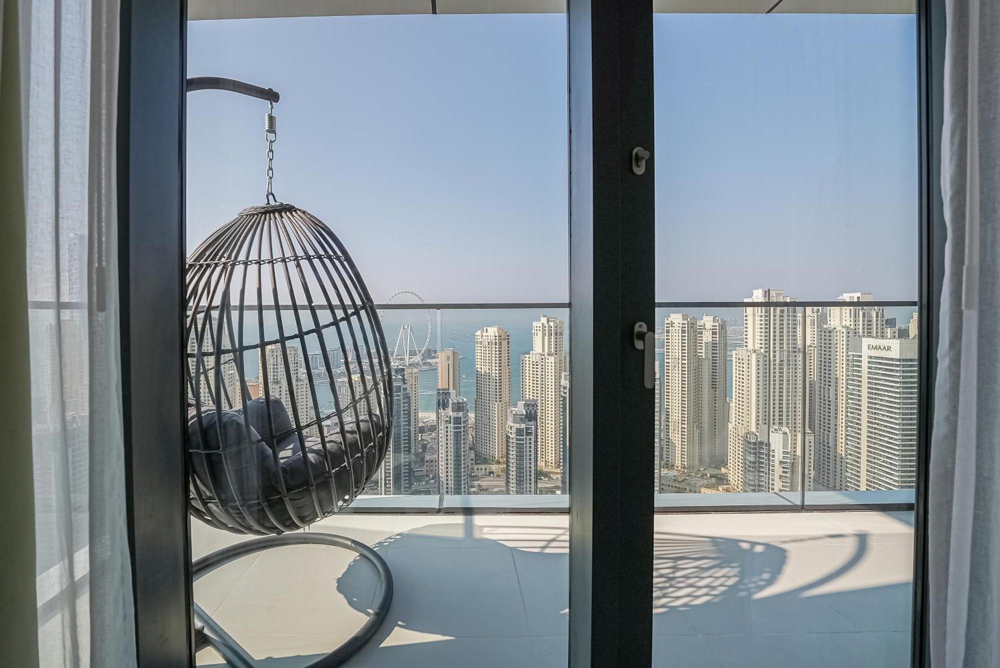 Modern 2Br High Floor Haven In Vida Dubai Marina Apartment Bagian luar foto