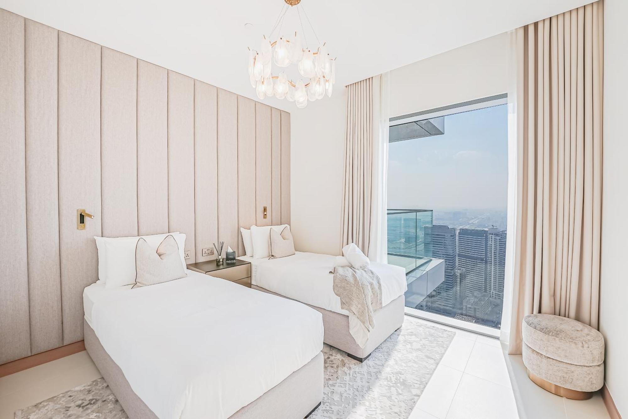 Modern 2Br High Floor Haven In Vida Dubai Marina Apartment Bagian luar foto