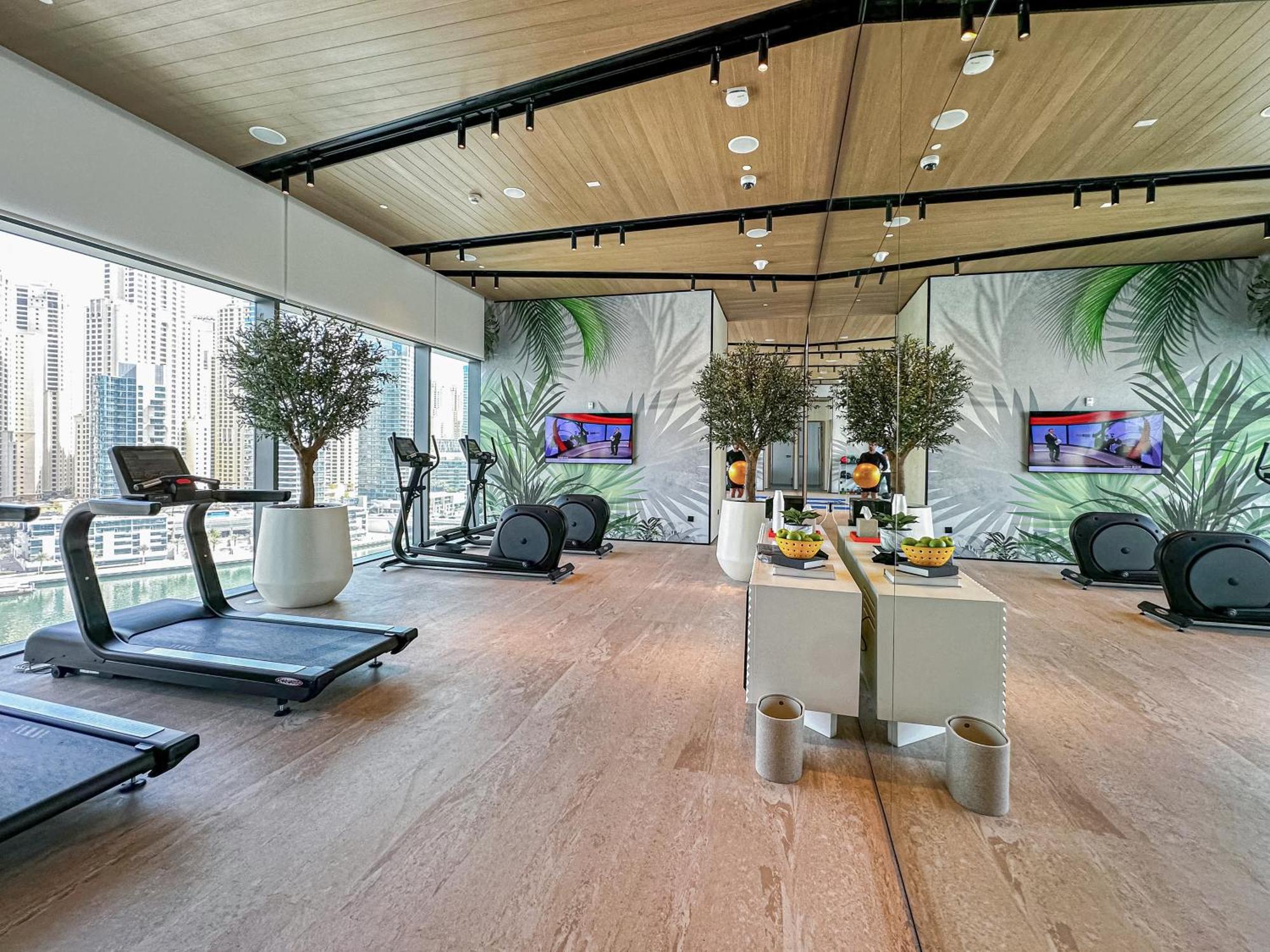 Modern 2Br High Floor Haven In Vida Dubai Marina Apartment Bagian luar foto